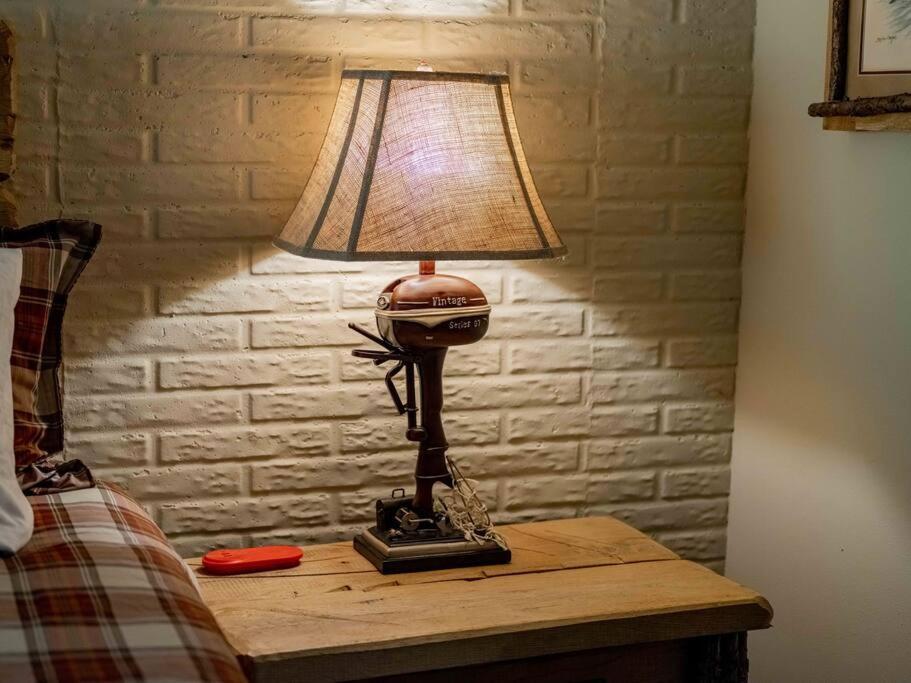 Stonegate Lodge Bed, Wifi, 50In Roku Tv, Salt Water Pool Room #109 ユリーカ・スプリングス エクステリア 写真